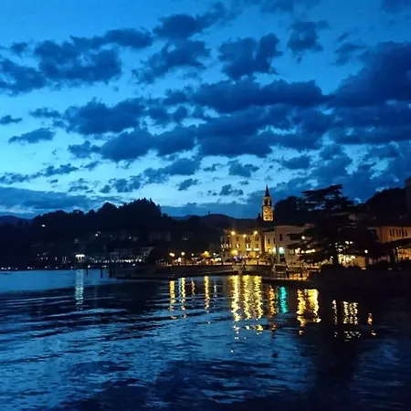 Piccola Perla Sul Maggiore Апартаменты *