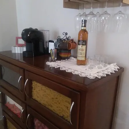 Piccola Perla Sul Maggiore * Арона