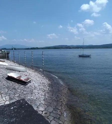 아파트 Piccola Perla Sul Maggiore 아로나